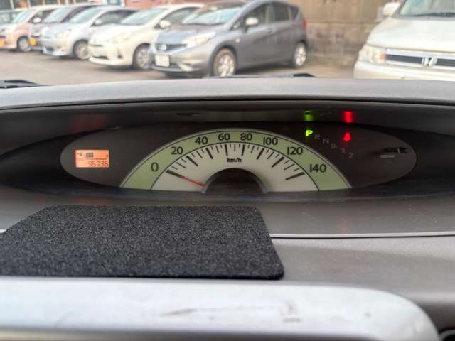 2009 Daihatsu Tanto – thumbnail 4