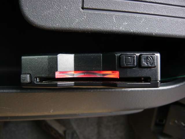 2011 Nissan Moco – thumbnail 2