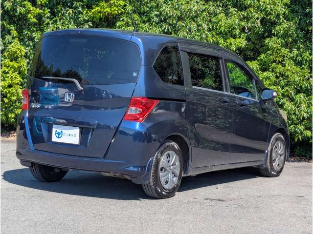 2011 Honda Freed – thumbnail 3