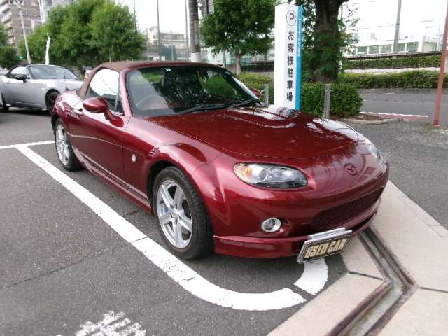 2005 Mazda Roadster – thumbnail 3