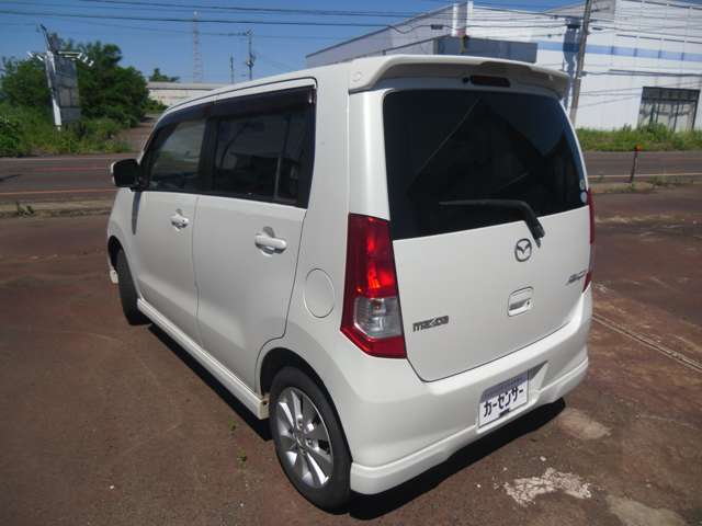 2011 Mazda AZ-Wagon – thumbnail 2