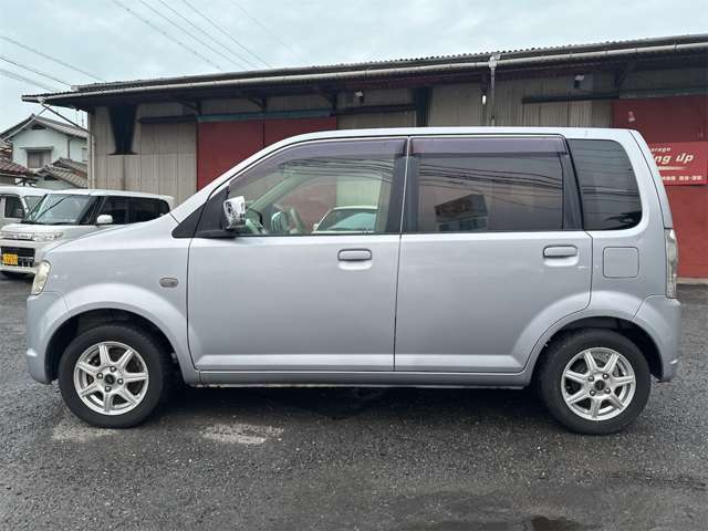 2010 Mitsubishi eK Wagon – thumbnail 4