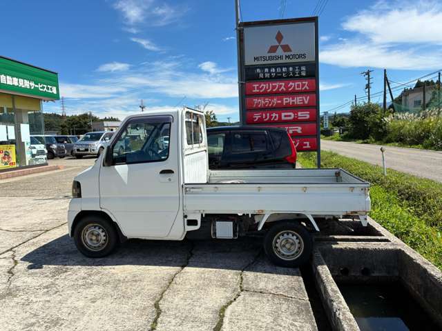 2010 Mitsubishi Minicab Truck – thumbnail 3
