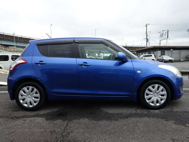 2011 Suzuki Swift – thumbnail 4