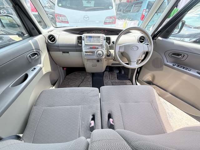 2011 Daihatsu Tanto – thumbnail 4