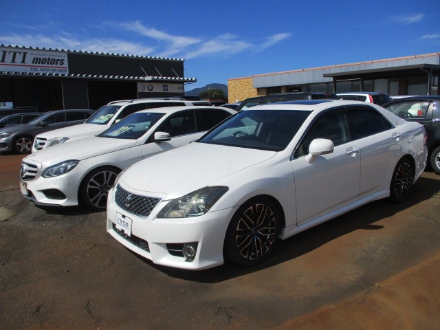 2010 Toyota Crown Athlete