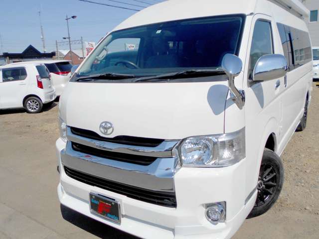 2006 Toyota Hiace – thumbnail 4