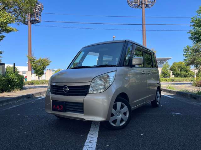 2010 Nissan Roox – thumbnail 2