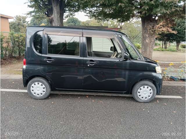 2009 Daihatsu Tanto – thumbnail 3