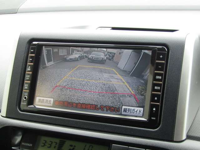 2009 Toyota Wish – thumbnail 4