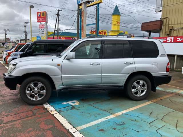 2006 Toyota Land Cruiser 100 – thumbnail 4