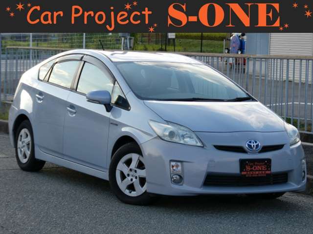2011 Toyota Prius – thumbnail 2