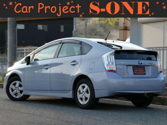 2011 Toyota Prius – thumbnail 4