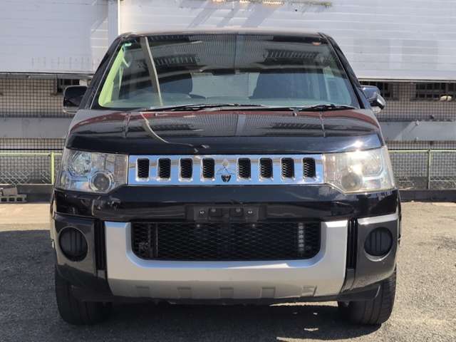 2008 Mitsubishi Delica D:5 – thumbnail 2