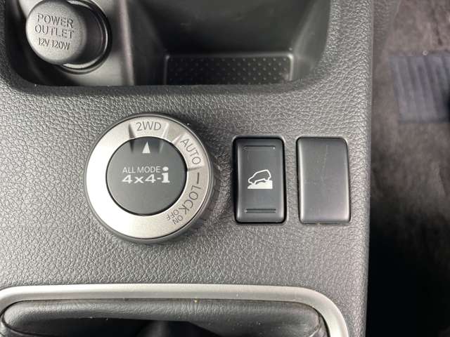 2008 Nissan X-Trail – thumbnail 4