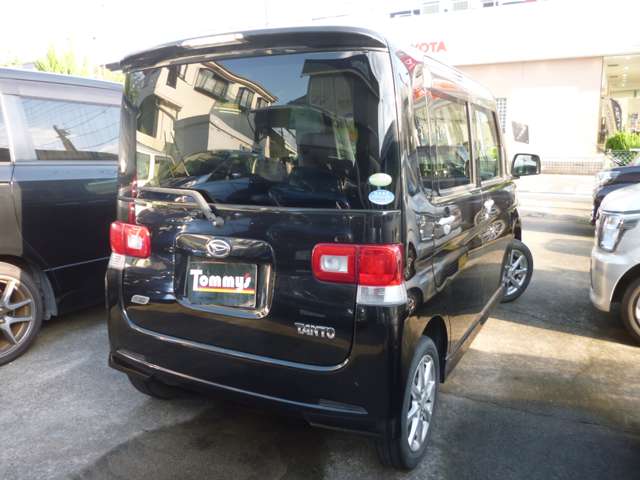 2011 Daihatsu Tanto – thumbnail 2