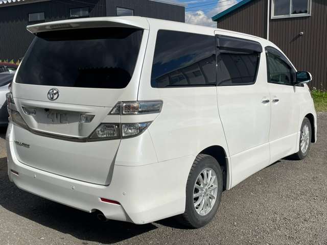 2009 Toyota Vellfire – thumbnail 3