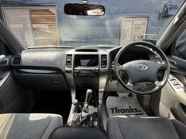 2009 Toyota Land Cruiser Prado – thumbnail 2