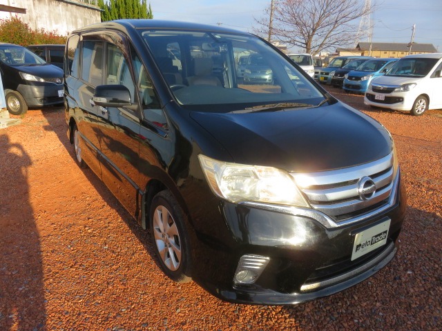 2011 Nissan Serena