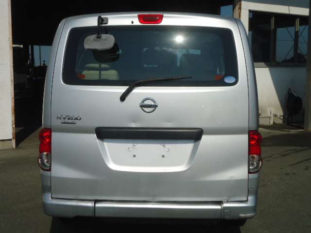 2011 Nissan NV200 Vanette – thumbnail 4