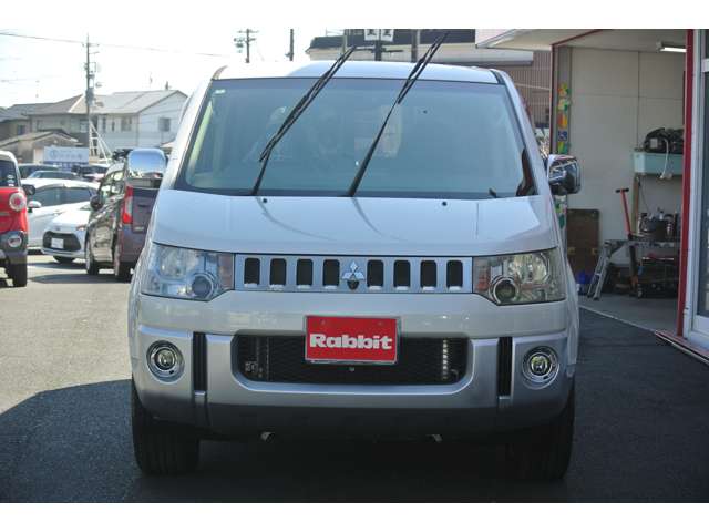 2008 Mitsubishi Delica D:5 – thumbnail 2