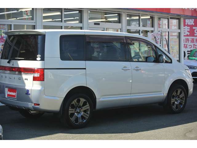 2008 Mitsubishi Delica D:5 – thumbnail 4