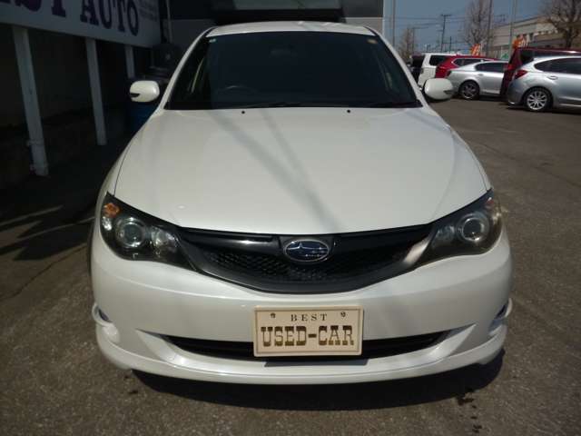 2011 Subaru Impreza Hatchback – thumbnail 2