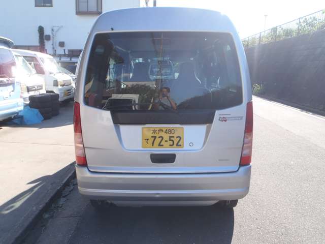 2010 Subaru Sambar – thumbnail 4