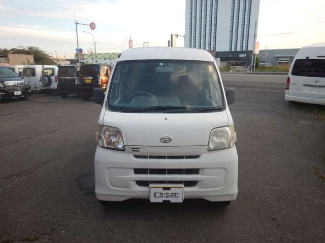 2011 Daihatsu Hijet Cargo – thumbnail 2