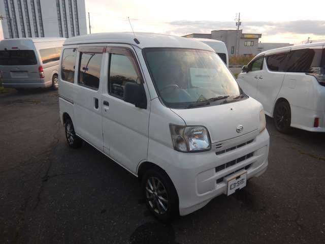 2011 Daihatsu Hijet Cargo – thumbnail 3