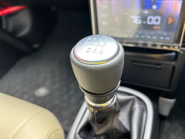 2004 Toyota MR-S – thumbnail 4