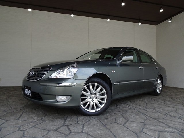 2005 Toyota Crown Majesta