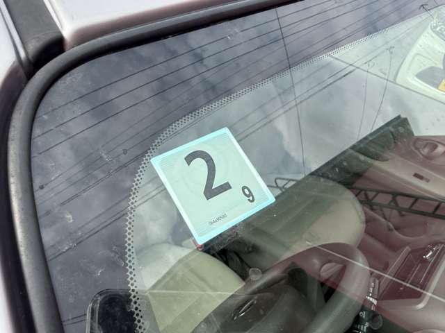 2011 Nissan March – thumbnail 3