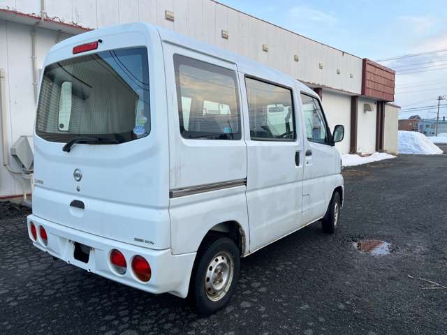 2011 Nissan Clipper – thumbnail 4