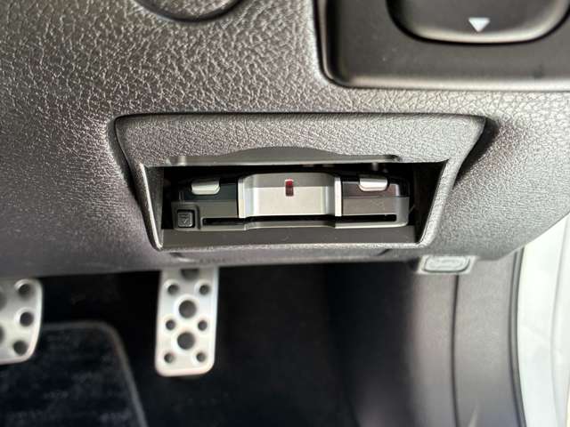 2011 Subaru Impreza Hatchback – thumbnail 3