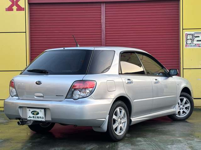 2005 Subaru Impreza Sports Wagon – thumbnail 2
