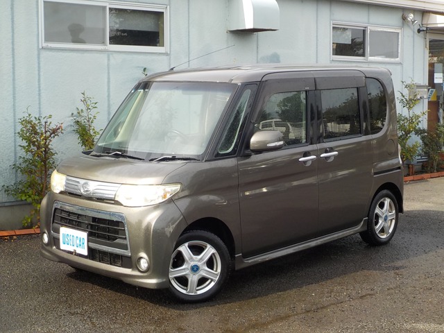 2010 Daihatsu Tanto