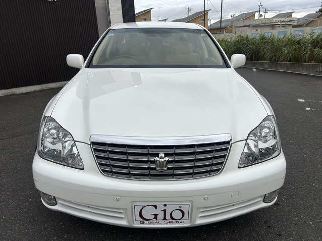 2007 Toyota Crown Royal – thumbnail 2