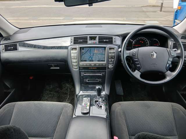 2008 Toyota Crown Athlete – thumbnail 3