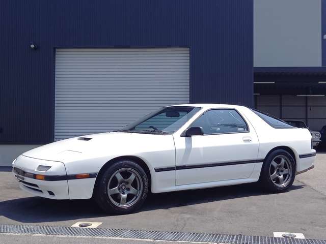 1986 Mazda Savanna RX-7 – thumbnail 2