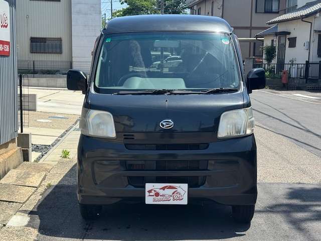 2011 Daihatsu Hijet Cargo – thumbnail 2