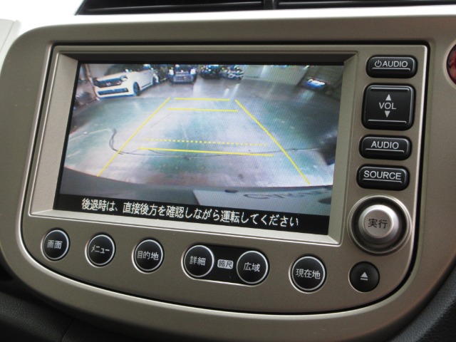 2011 Honda Fit Hybrid – thumbnail 4