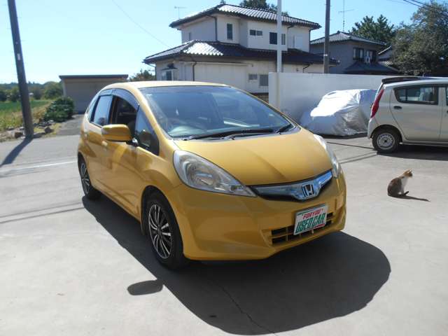 2011 Honda Fit Hybrid – thumbnail 2