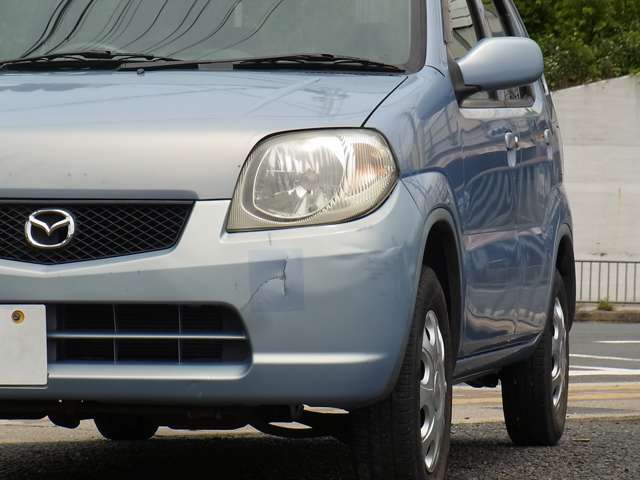 2004 Mazda Laputa – thumbnail 3