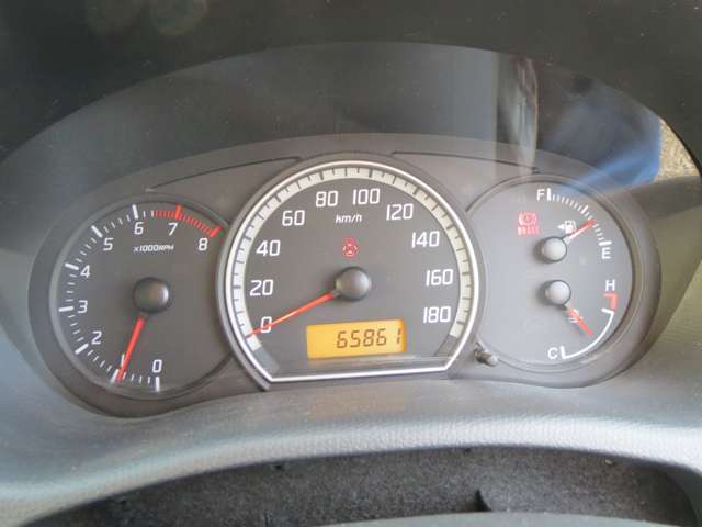 2007 Suzuki Swift – thumbnail 4