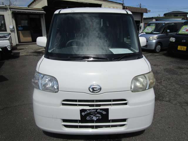 2010 Daihatsu Tanto – thumbnail 2
