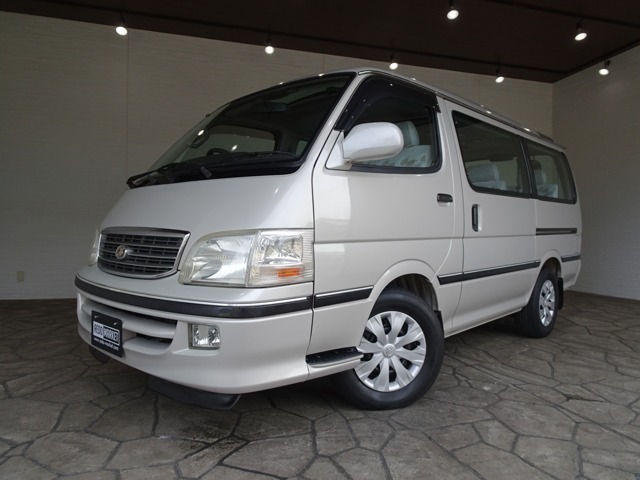 2001 Toyota Hiace