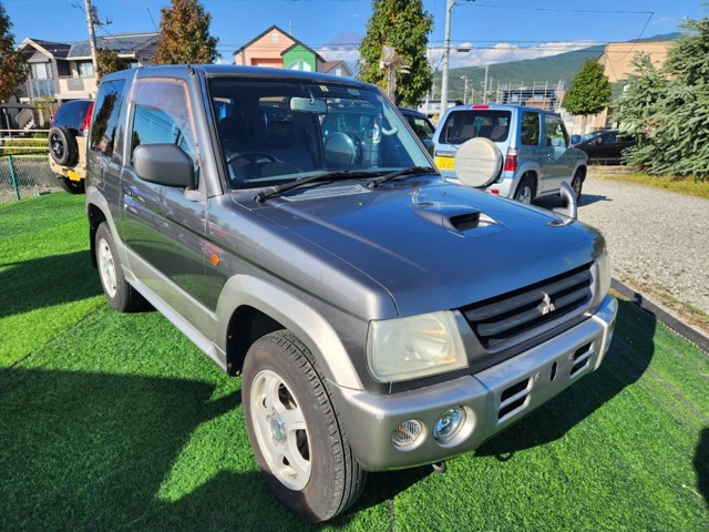 2001 Mitsubishi Pajero Mini