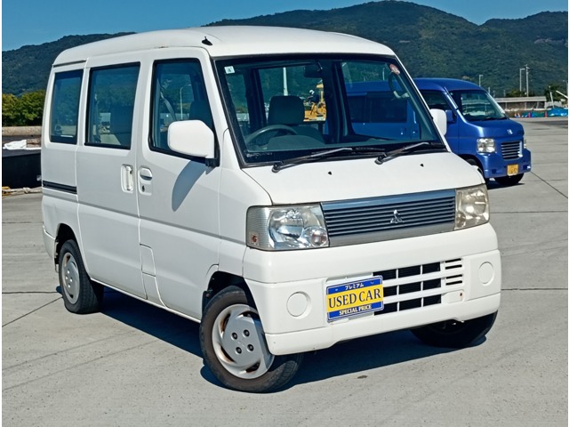2003 Mitsubishi Town Box