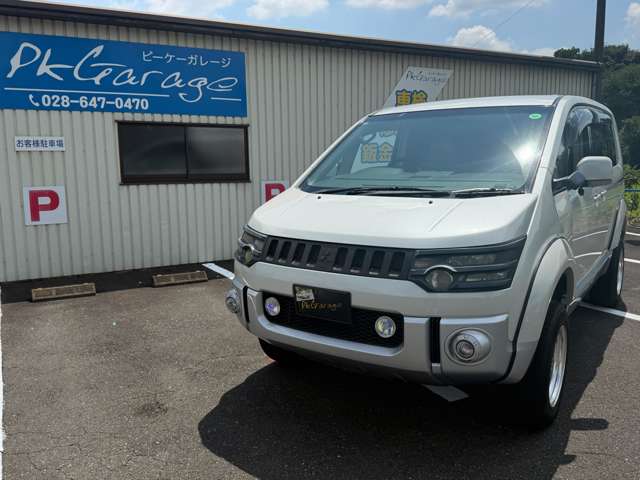 2009 Mitsubishi Delica D:5 – thumbnail 4